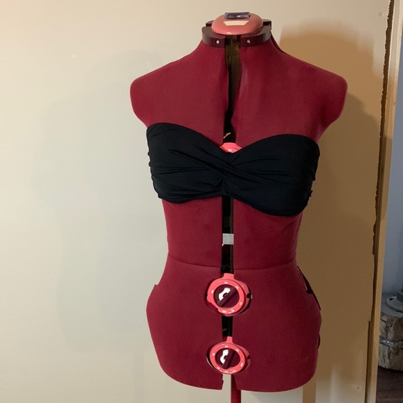 Black bikini top - Picture 1 of 1